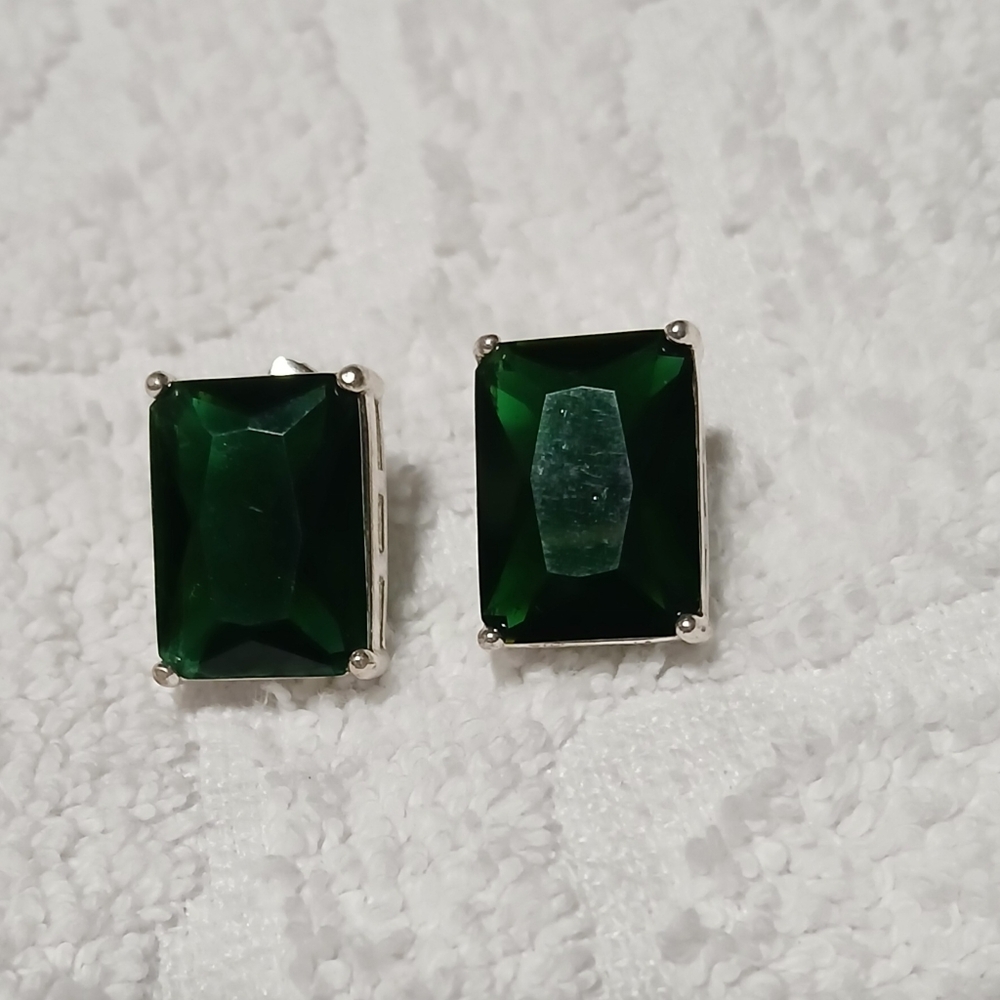 Emerald Style Earrings